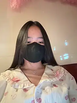 Snapshot of Gwen879 chatting on 02/03/26, 07:24 Gwen879 online show from 02/03/26, 07:24