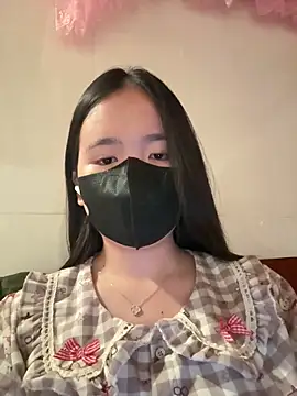 Snapshot of Gwen879 chatting on 02/07/26, 01:26 Gwen879 online show from 02/07/26, 01:26