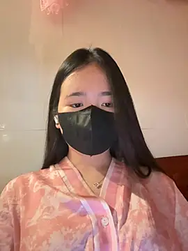 Snapshot of Gwen879 chatting on 02/25/26, 12:20 Gwen879 online show from 02/25/26, 12:20