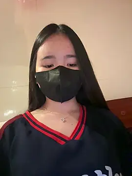 Snapshot of Gwen879 chatting on 03/11/26, 10:32 Gwen879 online show from 03/11/26, 10:32