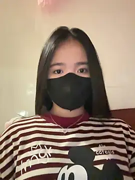 Snapshot of Gwen879 chatting on 03/15/26, 12:27 Gwen879 online show from 03/15/26, 12:27