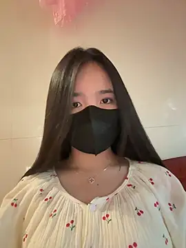 Snapshot of Gwen879 chatting on 03/16/26, 05:44 Gwen879 online show from 03/16/26, 05:44