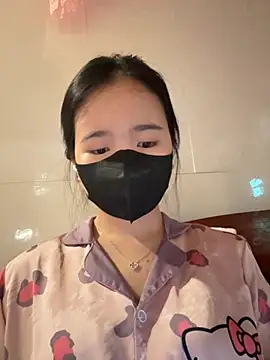 Snapshot of Gwen879 chatting on 03/30/26, 01:06 Gwen879 online show from 03/30/26, 01:06