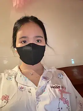 Snapshot of Gwen879 chatting on 04/02/26, 09:07 Gwen879 online show from 04/02/26, 09:07