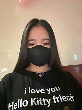 Snapshot of Gwen879 chatting on 04/08/26, 01:05 Gwen879 online show from 04/08/26, 01:05