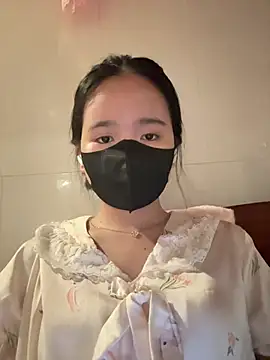 Snapshot of Gwen879 chatting on 04/15/26, 12:39 Gwen879 online show from 04/15/26, 12:39