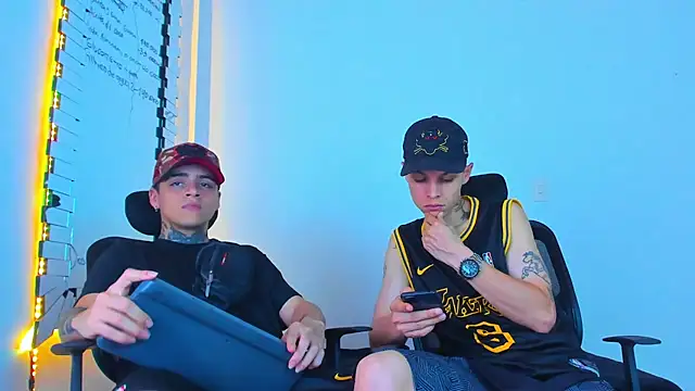 Snapshot of Thomas-Wil chatting on 02/06/26, 02:16 Thomas-Wil online show from 02/06/26, 02:16