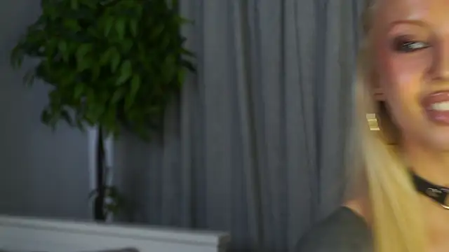 LanaReals online show from 03/05/26, 08:10