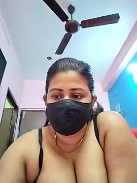 pinkihot23 online show from 03/01/26, 08:49