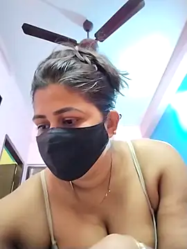 pinkihot23 online show from 03/07/26, 04:53