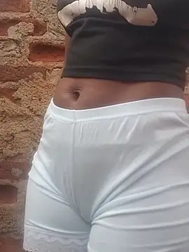 TRACYTOTO26 online show from 02/13/26, 04:52