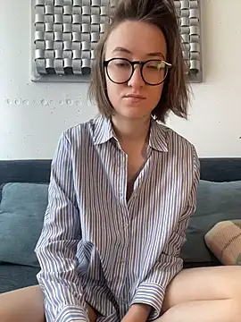 Snapshot of Persephone_Kore chatting on 04/14/26, 11:05 Persephone Kore online show from 04/14/26, 11:05