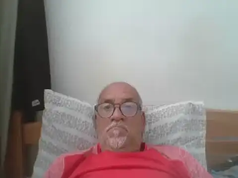 Snapshot of Patyman chatting on 04/01/26, 08:17 Patyman online show from 04/01/26, 08:17