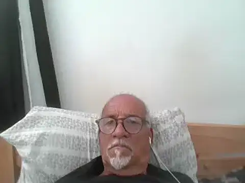 Snapshot of Patyman chatting on 04/10/26, 07:40 Patyman online show from 04/10/26, 07:40