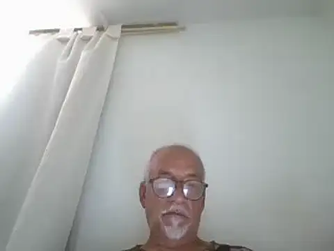 Snapshot of Patyman chatting on 04/13/26, 03:50 Patyman online show from 04/13/26, 03:50