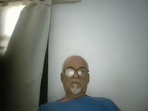 Snapshot of Patyman chatting on 04/16/26, 09:15 Patyman online show from 04/16/26, 09:15