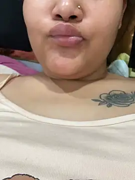 Snapshot of HotNeha08 chatting on 07/13/26, 04:04 HotNeha08 online show from 07/13/26, 04:04