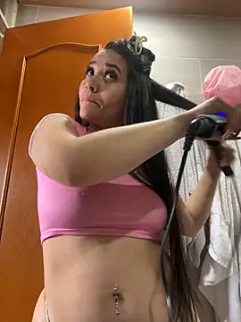 Snapshot of Veronica_Wins_ chatting on 03/26/26, 07:19 Veronica Wins online show from 03/26/26, 07:19