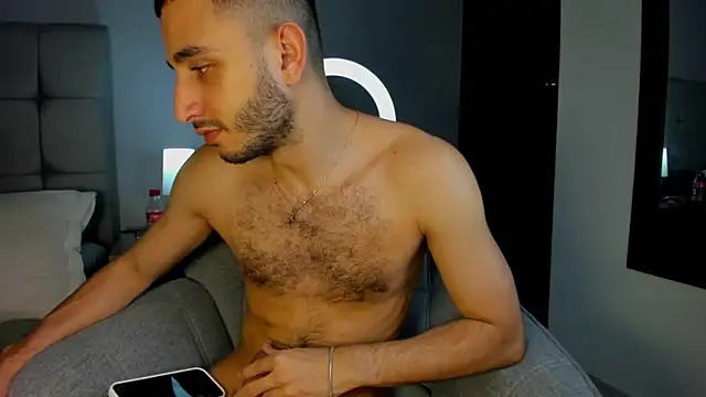 Snapshot of Imm_paul_ chatting on 04/11/26, 10:58 Imm paul online show from 04/11/26, 10:58