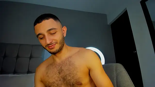 Snapshot of Imm_paul_ chatting on 04/22/26, 03:53 Imm paul online show from 04/22/26, 03:53