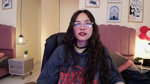 Snapshot of Hanabie_ chatting on 04/11/26, 03:11 Hanabie online show from 04/11/26, 03:11