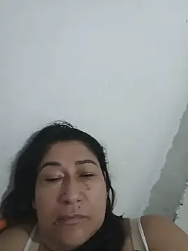 PatriciaGrajales online show from 06/11/26, 03:10