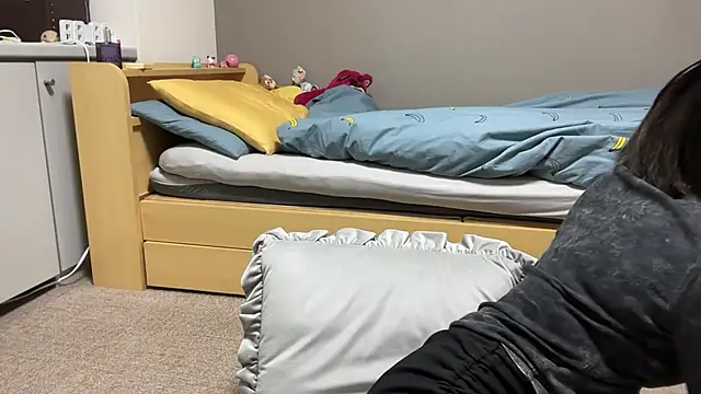 Snapshot of koko_xoxo chatting on 04/24/26, 01:35 koko xoxo online show from 04/24/26, 01:35