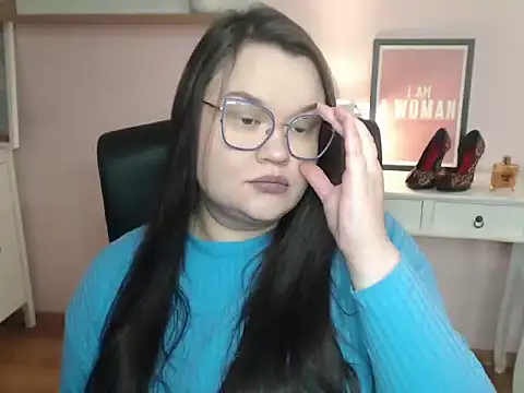 HollyDanceSoul online show from 02/16/26, 05:14