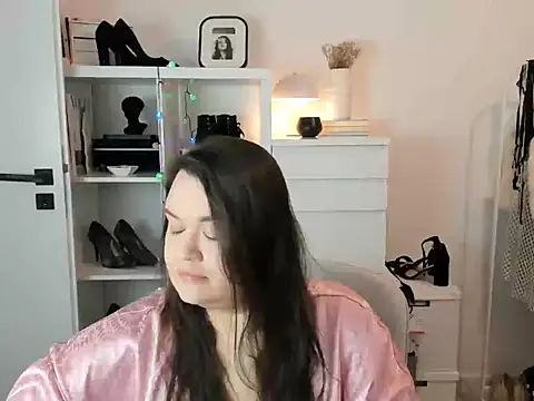 HollyDanceSoul online show from 03/02/26, 05:19