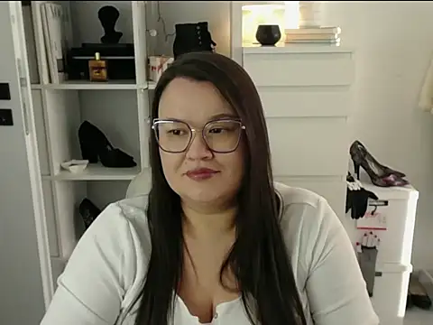 HollyDanceSoul online show from 03/12/26, 03:40