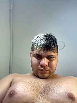 Snapshot of uncontrolled_fire chatting on 04/10/26, 09:30 uncontrolled fire online show from 04/10/26, 09:30