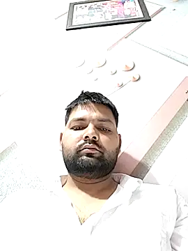 Snapshot of Pulkeet1433 chatting on 04/17/26, 01:25 Pulkeet1433 online show from 04/17/26, 01:25