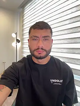 FrancoRossi  online show from 04/07/26, 12:38