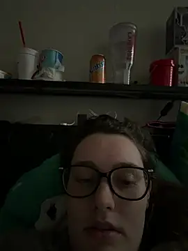 Snapshot of julia4thewin chatting on 04/01/26, 11:24 julia4thewin online show from 04/01/26, 11:24