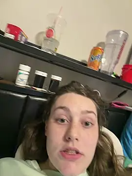 Snapshot of julia4thewin chatting on 04/03/26, 01:47 julia4thewin online show from 04/03/26, 01:47