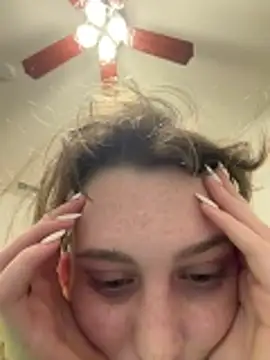 Snapshot of julia4thewin chatting on 04/10/26, 02:06 julia4thewin online show from 04/10/26, 02:06