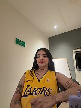 Snapshot of Abriil_cutee chatting on 03/27/26, 04:29 Abriil cutee online show from 03/27/26, 04:29