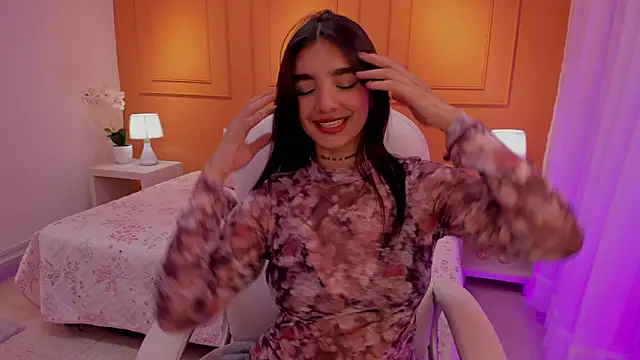 Snapshot of Abriil_cutee chatting on 04/25/26, 04:37 Abriil cutee online show from 04/25/26, 04:37