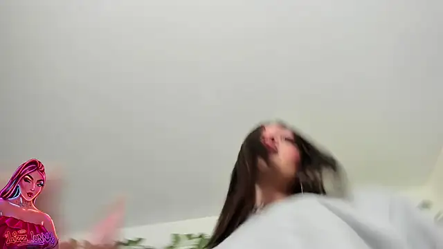 lizz lunna online show from 04/10/26, 12:05