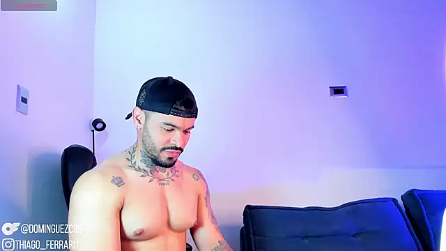 Snapshot of thiago_ferrari_ chatting on 04/21/26, 01:42 thiago ferrari online show from 04/21/26, 01:42