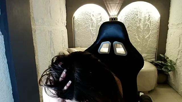Snapshot of katalina_r_ chatting on 04/19/26, 06:10 katalina r online show from 04/19/26, 06:10