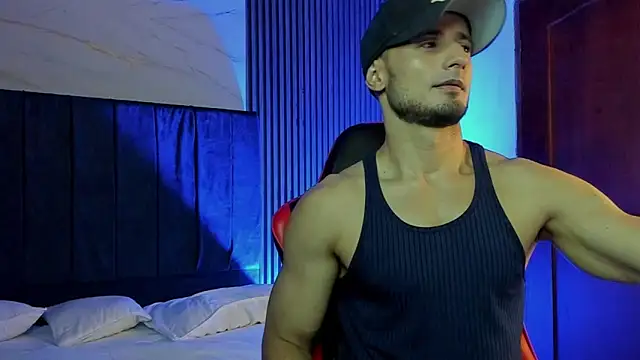 Adonys Lewis  online show from 01/13/26, 08:30