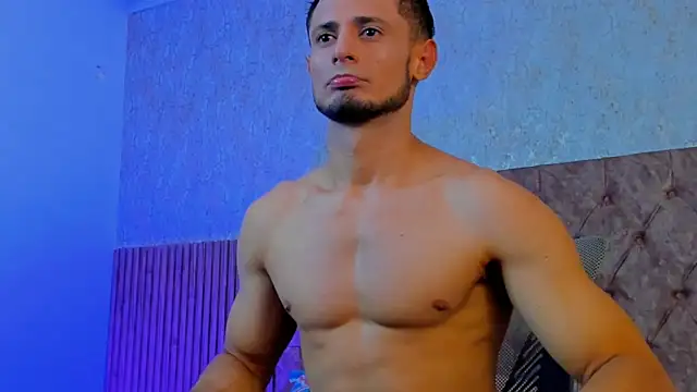 Adonys Lewis  online show from 05/26/26, 04:52
