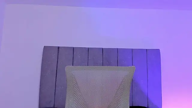Adonys Lewis  online show from 05/31/26, 05:26