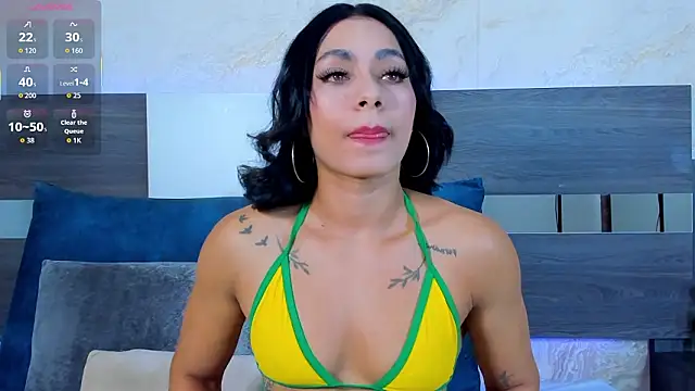 Snapshot of suzan_jane chatting on 03/29/26, 12:10 suzan jane online show from 03/29/26, 12:10