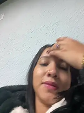 Snapshot of Carita_traviesa4 chatting on 03/27/26, 08:26 Carita traviesa4 online show from 03/27/26, 08:26