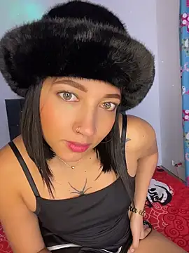 Snapshot of Carita_traviesa4 chatting on 04/11/26, 01:54 Carita traviesa4 online show from 04/11/26, 01:54