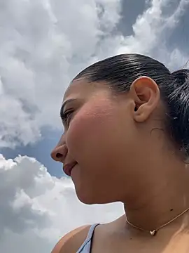 Snapshot of Carita_traviesa4 chatting on 04/21/26, 04:01 Carita traviesa4 online show from 04/21/26, 04:01