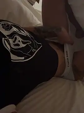 Snapshot of Angelasantini0 chatting on 04/18/26, 09:57 Angelasantini0 online show from 04/18/26, 09:57