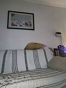 Snapshot of Dadotado70 chatting on 03/01/26, 07:32 Dadotado70 online show from 03/01/26, 07:32